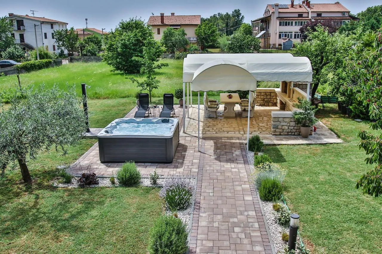 Apartment Tina With Jacuzzi Croatia